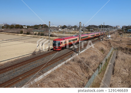 JR Utsunomiya Line express train, Kinugawa JR Utsunomiya Line express train, Kinugawa 129146689