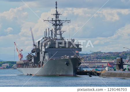 Self-Defense Force vessels anchored at Kure Port 129146703