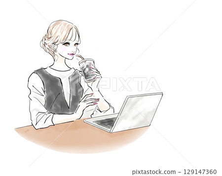 在一家咖啡館工作的婦女 129147360