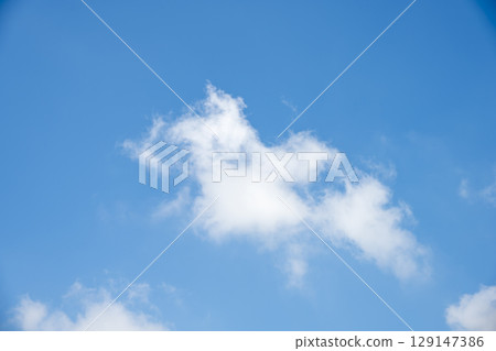 夏日的天空，藍天，晴朗，夏天，八月的圖像[神奈川縣] 129147386