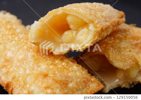Fried apple pie Fried apple pie 129150056