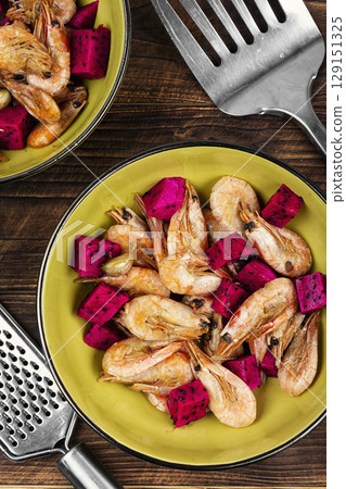 Grilled shrimps or prawns, for ketogenic diet. 129151325