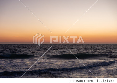 Sunset view of Scarborough Beach in Perth, Australia 129151558