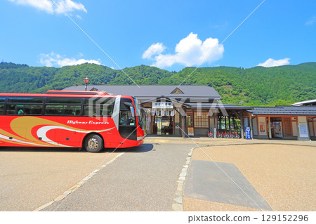 岐阜縣上市郡上八幡站前的風景 129152296