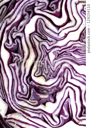 Close up of a sliced red cabbage pattern abstract background 129154110