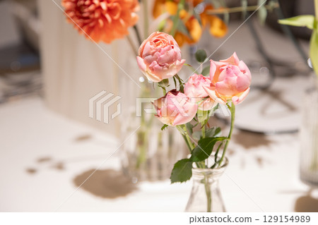 Pink rose decorations will increase your luck in love Pink rose decorations will increase your luck in love 129154989