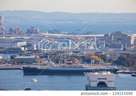 Minato Mirai, a place of international exchange 129155090