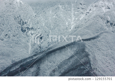 Winter scenery in the mountains of Okuhida Winter scenery in the mountains of Okuhida 129155701