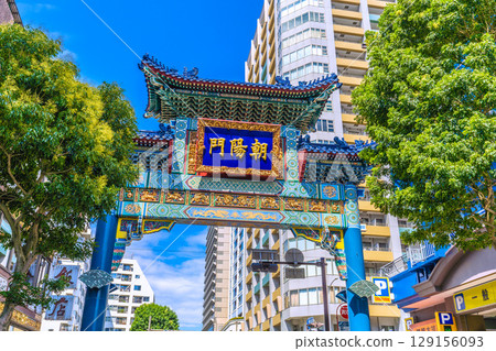 Yokohama cityscape in Japan in August. Extremely hot... View of Yokohama Chinatown, Chaoyangmon Gate, etc. = 2nd 129156093