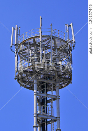 通訊影像(無線電塔:基地台)行動電話網路基地 通訊影像(無線電塔:基地台)行動電話網路基地 129157446