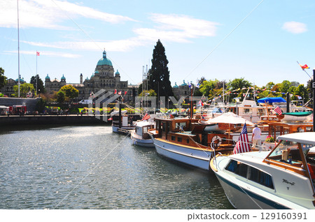 Parliament Building in Victoria, Vancouver Island, Canada 129160391