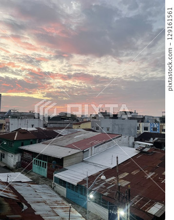 sunset over the city 129161561