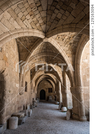 Greek elements of architectural decorations of buildings, columns, pommel and patterns 129163094