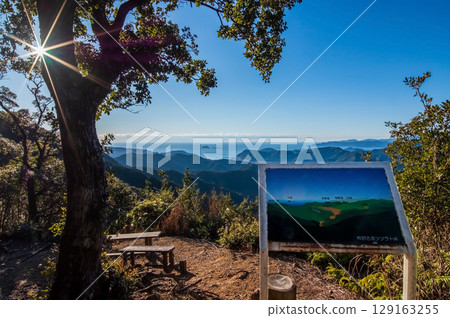 World Heritage Kumano Kodo Iseji "Tsuzurato Pass" Spectacular view from the summit observation deck World Heritage Kumano Kodo Iseji "Tsuzurato Pass" Spectacular view from the summit observation deck 129163255