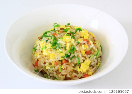 Delicious fried rice 129165067