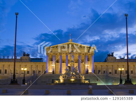 Parliament, Vienna, Austria 129165389