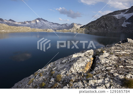 Oberer Schwarzhornsee (lake) with Hochalmspitze (3360 m), National Park Hohe Tauern, Carinthia, Austria 129165784