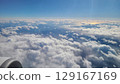 飛機雲海 129167169