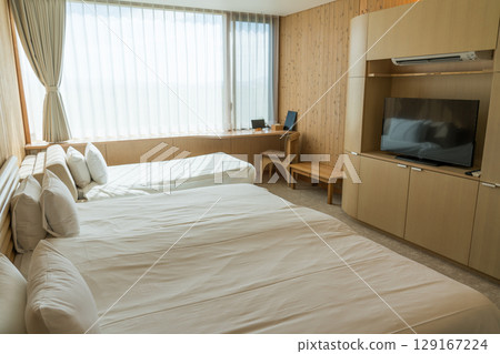 Hollywood Twin Room Countryside View Hollywood Twin Room Countryside View 129167224