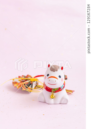 2026年馬年可愛賀年卡素材 - 馬生肖 129167284