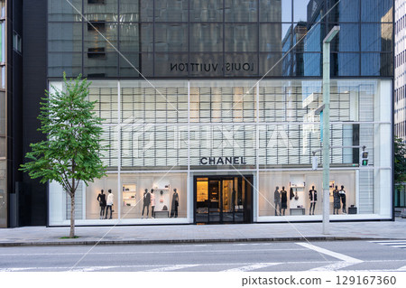 Chanel Ginza 129167360