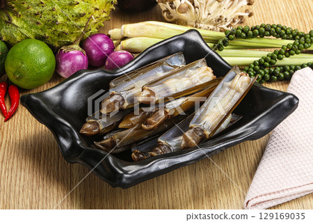 Raw fresh Razor clam mollusk 129169035