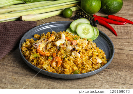 Asian Fried rice with seafood 129169073
