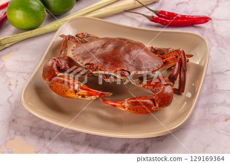 Gourmet steamed crab served lime Gourmet steamed crab served lime 129169364