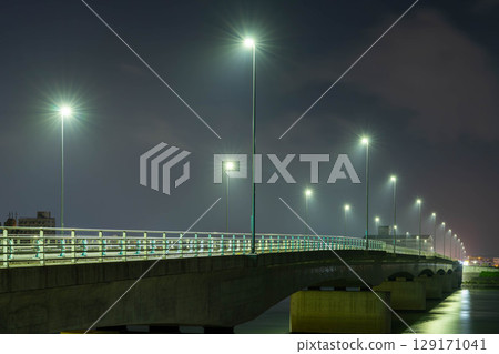 Odono Bridge late at night Odono Bridge late at night 129171041