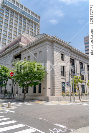 Kobe City Museum (former Kobe branch of Yokohama Specie Bank) in the former Kobe Foreign Settlement, Humanities Museum (merged with the Nanban Museum and Archaeological Museum) Kobe City Museum (former Kobe branch of Yokohama Specie Bank) in the former Kobe Foreign Settlement, Humanities Museum (merged with the Nanban Museum and Archaeological Museum) 129172772