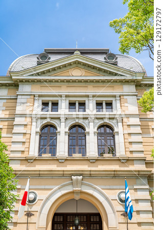 Hyogo Prefectural Government Building South Entrance (former Kobe Prefectural Government Office) Prefectural Guest House and Archives Meiji-era Renaissance-style modern architecture 129172797