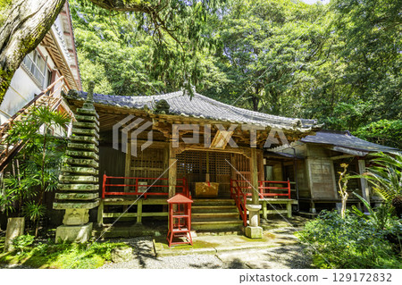 24th of the 88 Shikoku Temples, Saigozaki Temple, Goma Hall, Muroto City, Kochi Prefecture 129172832