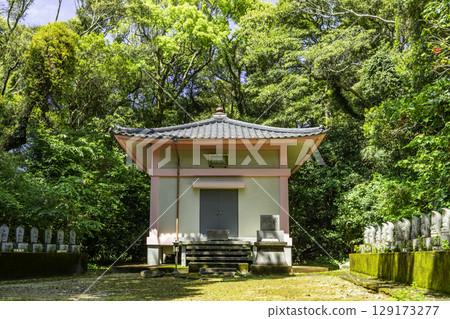 24th of the 88 Shikoku Temples, Saigosakiji Temple, Reihoden Hall, Muroto City, Kochi Prefecture 129173277