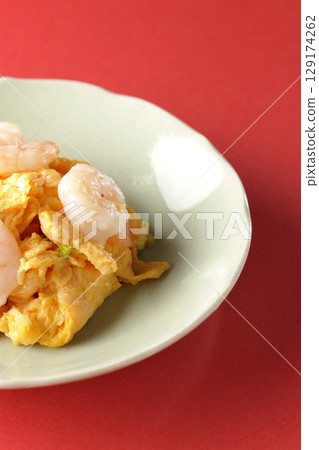 中式炒蝦仁蛋 中式炒蝦仁蛋 129174262