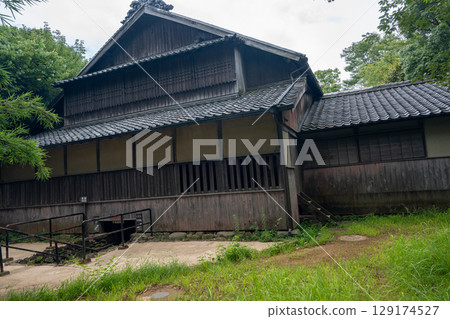 歌舞伎舞台 129174527