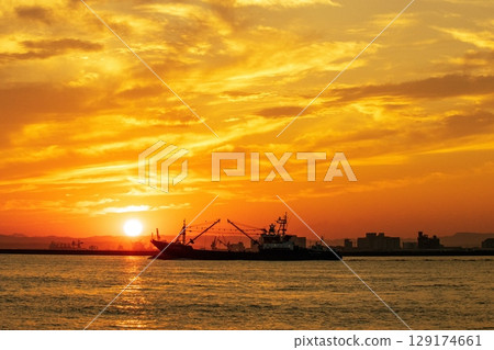 Sunset at Kushiro Harbor 129174661
