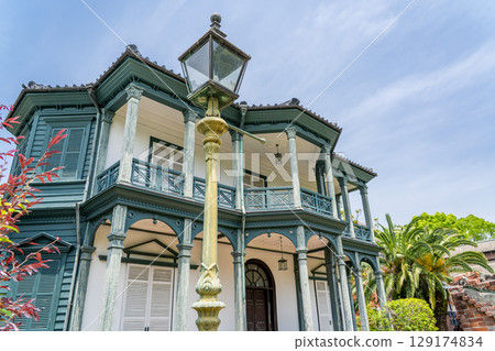 相樂園（三田藩小寺家的宅邸及庭園）舊八參家（最古老的煤氣燈之一）神戶市中央區下山手通 129174834