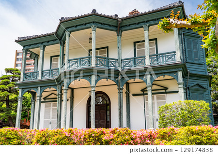 Sorakuen Garden (the residence and garden of the Kodera clan, a samurai of the Sanda domain) Former Hassam House, Shimoyamate-dori, Chuo-ku, Kobe 129174838