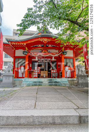 Kobe Eight Shrine Pilgrimage: Shinomiya Shrine (the fourth of the eight Ikuta-descended Shinto shrines) Haiden (Shinomiya Benzaiten) Nakayamate-dori, Chuo-ku, Kobe 129174856