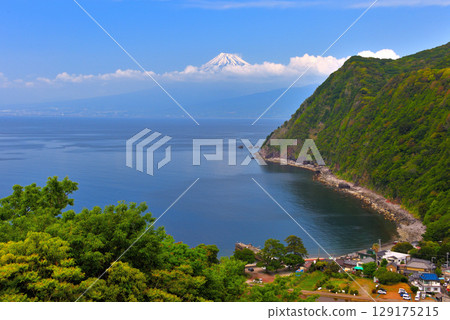 Chubu region, Izu Peninsula, Sparkling Hills, Ida Village and Mount Fuji over Suruga Bay, a pristine Japanese landscape, Ida, Numazu City, Shizuoka Prefecture (4) Chubu region, Izu Peninsula, Sparkling Hills, Ida Village and Mount Fuji over Suruga Bay, a pristine Japanese landscape, Ida, Numazu City, Shizuoka Prefecture (4) 129175215
