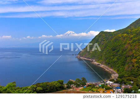Chubu region, Izu Peninsula, Sparkling Hills, Ida Village and Mount Fuji over Suruga Bay, a pristine Japanese landscape, Ida, Numazu City, Shizuoka Prefecture (7) Chubu region, Izu Peninsula, Sparkling Hills, Ida Village and Mount Fuji over Suruga Bay, a pristine Japanese landscape, Ida, Numazu City, Shizuoka Prefecture (7) 129175218