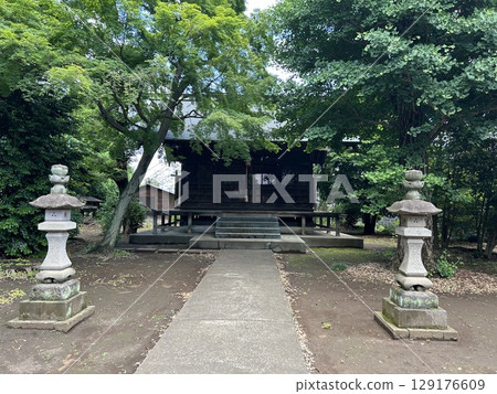 這就是位於東京都東久留米市的柳窪神明社。 129176609
