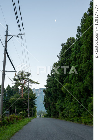 Beautiful scenery of Daisen in Tottori prefecture, Japan Beautiful scenery of Daisen in Tottori prefecture, Japan 129177577
