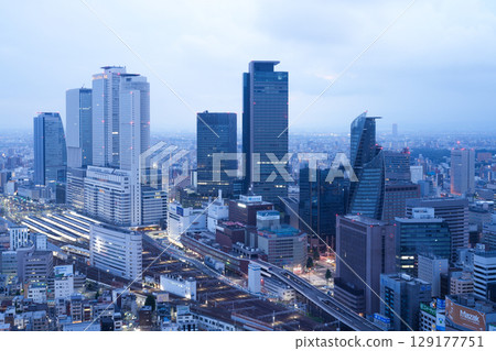 Around JR Nagoya Station in the early morning (from Nagoya Prince Hotel Sky Tower) Around JR Nagoya Station in the early morning (from Nagoya Prince Hotel Sky Tower) 129177751