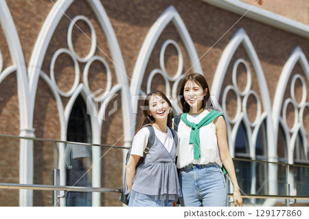 校園大學生 校園大學生 129177860
