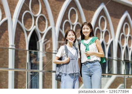 校園大學生 校園大學生 129177894