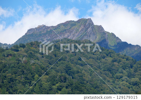 Mt. Ishigaki in the fall 129179315