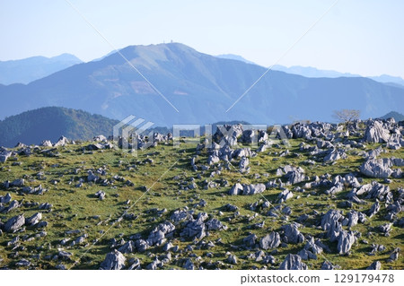 Autumn Shikoku karst 129179478