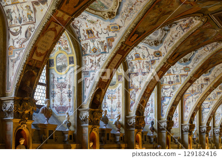 Hall of Antiquities Antiquarium in Residenz palace of Bavaria, with large Renaissance art collection, in Munich, Germany 129182416
