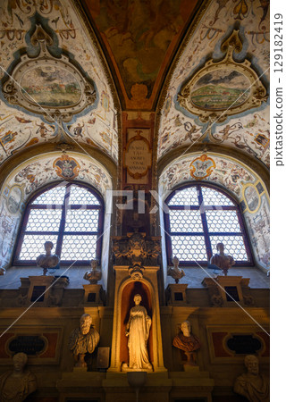 Hall of Antiquities Antiquarium in Residenz palace of Bavaria, with large Renaissance art collection, in Munich, Germany 129182419